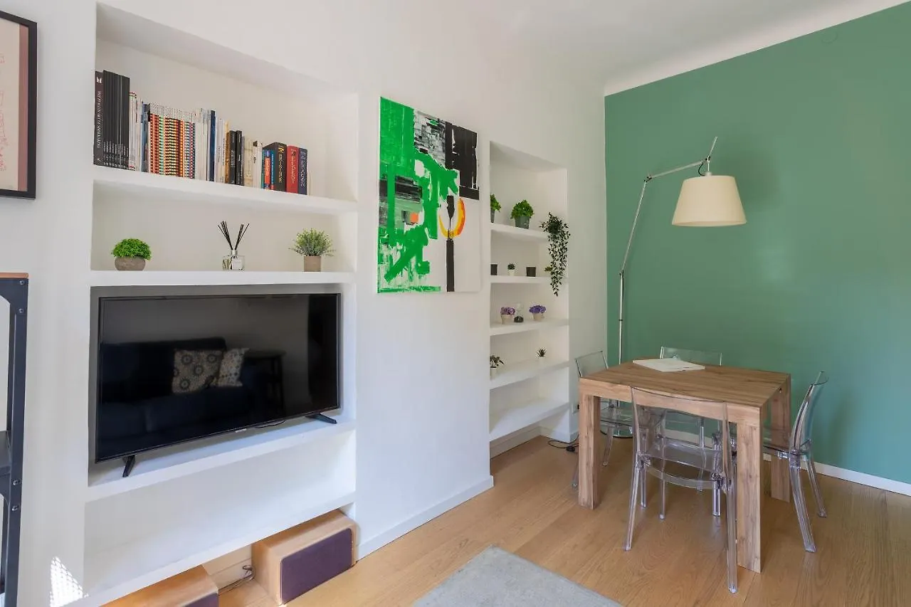 Centrale-Loreto Appartamento Con Terrazzo Milan 0*,  Italy